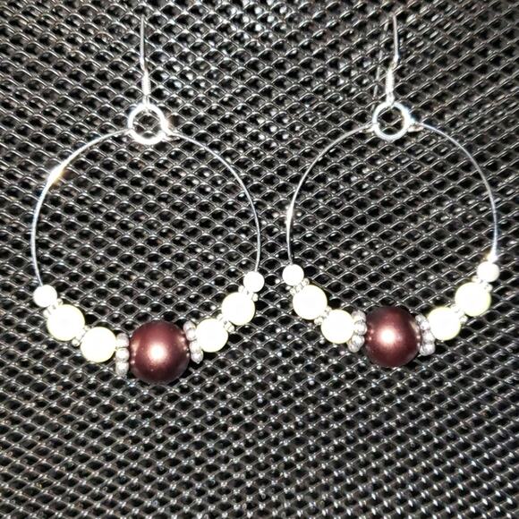 Chocolate brown/ivory faux pearl earrings - Picture 7 of 8